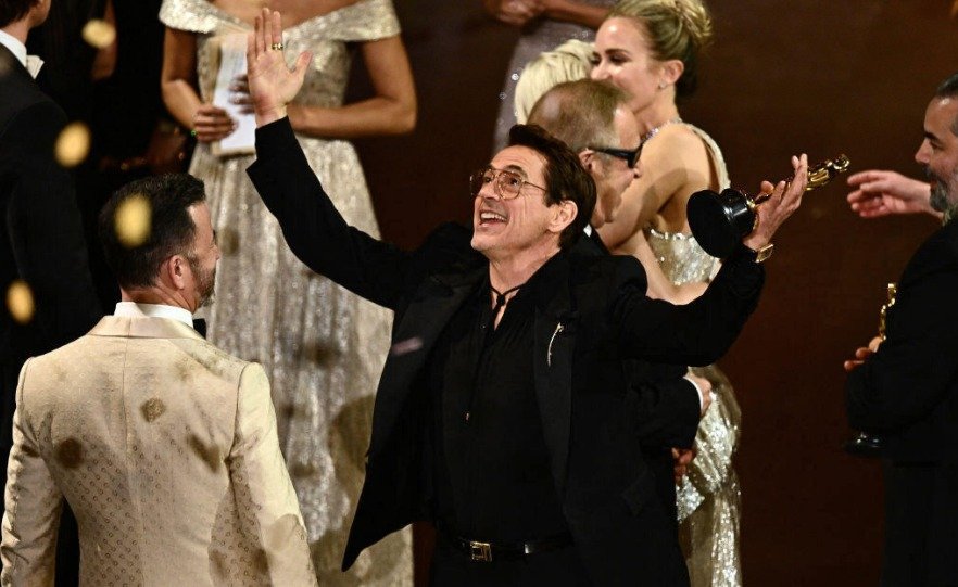 ‘Oppenheimer’ Triumphs with 7 Oscars, Including Best Picture, at 96th Academy Awards