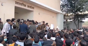 BPSC candidates create ruckus outside Patna exam centre