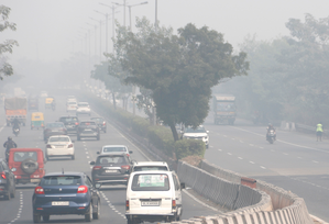 Delhi-NCR under smog blanket, AQI remains in ‘severe’ category
