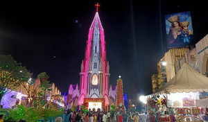 Christmas celebrations light up TN; CM Stalin, EPS extend wishes