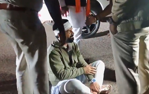Inspector suspended for allowing BJP leaders in police station during CT Ravi’s arrest