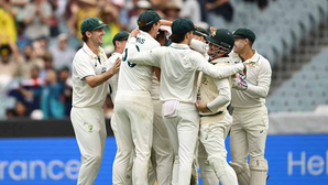 4th Test: Australia in driver’s seat after Smith’s 140 and India’s batting meltdown (Ld)