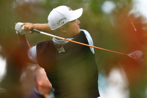 Korea’s K.H. Lee charges into title hunt at Farmers Insurance Open