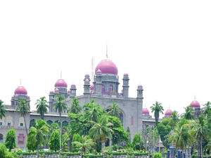 Telangana HC grants bail to two ex-police officers in phone tapping case