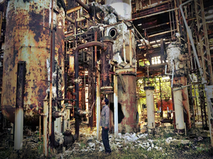 40 years after Bhopal gas tragedy, toxic waste shifted through green corridor