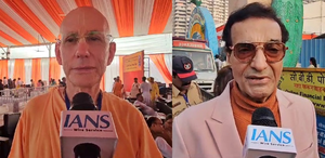 Guru Prasad Swami, Dheeraj Kumar praise PM Modi for spreading spirituality across India