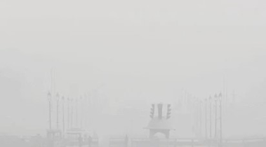Air quality in Delhi remains ‘very poor’ amid cold wave