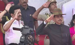 Republic Day celebrations: TN Governor unfurls national flag at Marina Beach