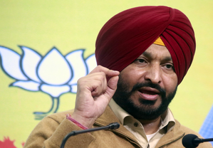 Manish Sisodia’s Rs 1.4cr loan linked to 2 Punjab MPs: Ravneet Singh Bittu