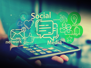 Both active and passive use of social media can trigger loneliness: Study