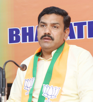 BJP feud: Senior Karnataka leaders set to visit New Delhi to demand state leadership change