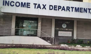 I-T dept raids more than 30 locations in Karnataka