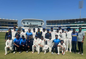 Ranji Trophy: Gujarat crush Saurashtra in Sheldon Jackson’s last game