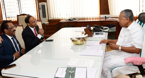 Kerala: Leading banker calls on Pinarayi Vijayan