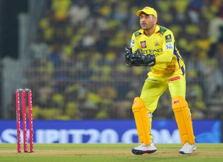 IPL 2025: ‘The fastest hands’, Irfan Pathan hails Dhoni’s lightning-quick stumping against RCB