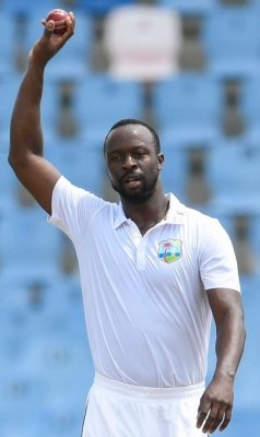 Kemar Roach returns to Surrey for first four Championship matches