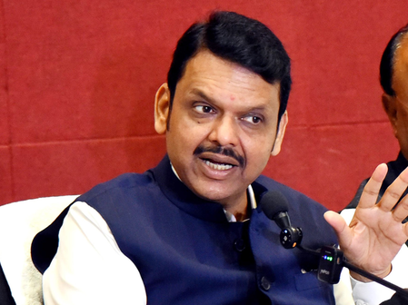 Complete various approved transmission projects on priority: CM Fadnavis tells officials