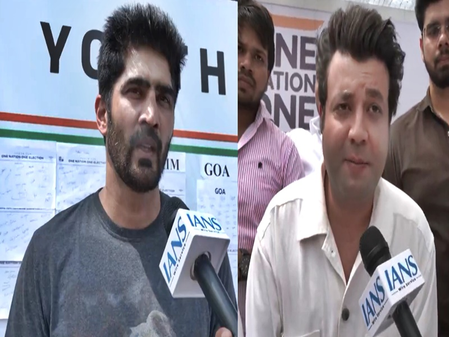 Campaign for ONOE at Jantar Mantar: Olympian Vijender and actor Varun lend support