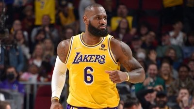 LeBron James becomes first player to score 50,000 career points in NBA history