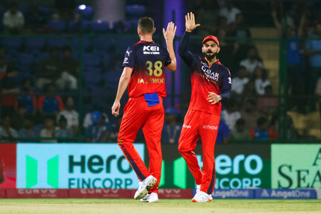 IPL 2025: Bhuvneshwar picks 3-33 as RCB restrict DC to 162/8 on two-paced pitch