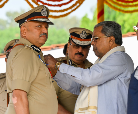 Use technological advancements to control cybercrime: K’taka CM to police