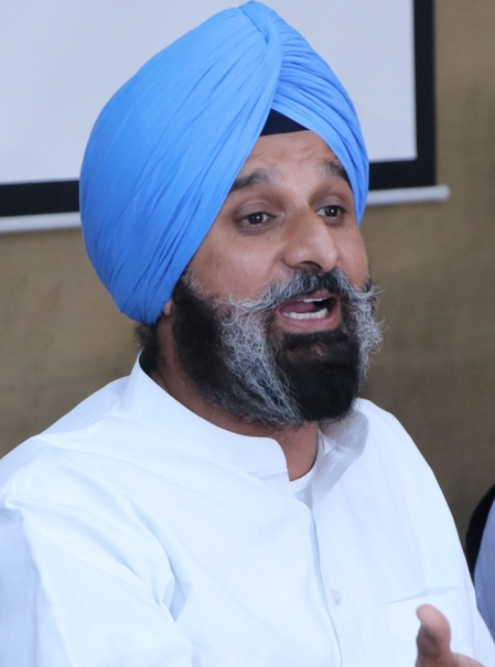 Punjab Police refutes reports on security withdrawal of Akali leader (Lead)