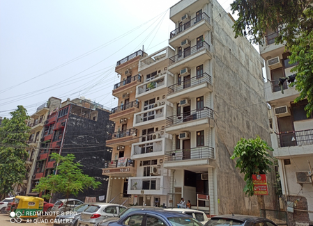 SC stays HC order to demolish illegal construction, seal commercial setups in Gurugram’s DLF