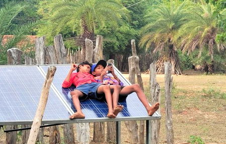 HM Amit Shah highlights transformation in Bastar: Children use phones without fear