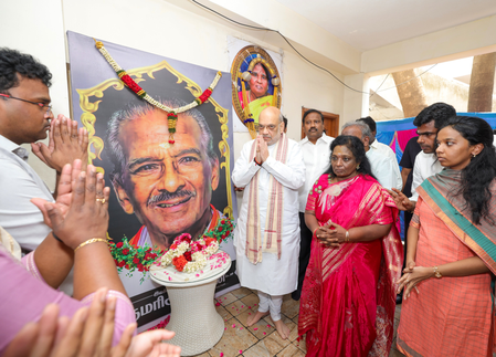 Amit Shah meets RSS ideologue Gurumurthy, pays floral tributes to Kumari Ananthan