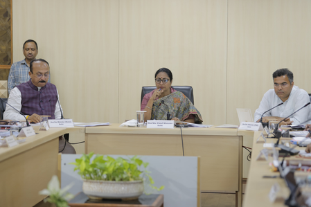 Delhi CM vows long-term solutions to traffic, waterlogging and security issues