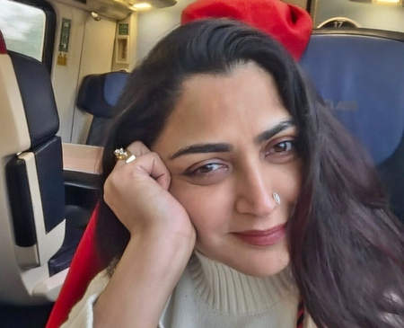 <div>Actress, producer Khushbu Sundar’s X account hacked!</div>
