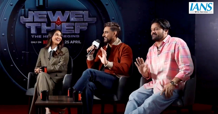 <div>Was AI used in Jaideep Ahlawat’s dance video? Co-actors Nikita Dutta, Kunal Kapoor reveal</div>