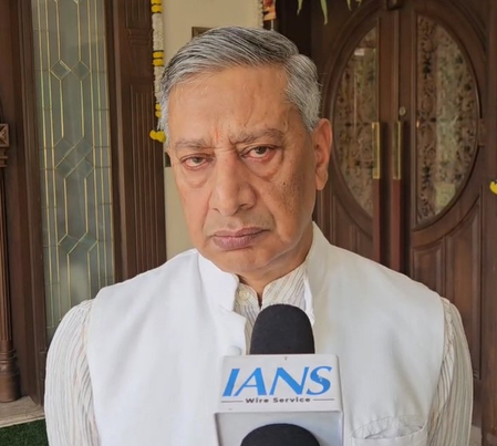 <div>Pulwama 2.0: Former J&K DGP calls for Israel-style response to crush Pak-backed terrorism after Pahalgam attack</div>