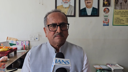 <div>It’s time to teach Pakistan a lesson: Former J&K Dy CM on Pahalgam terror attack</div>