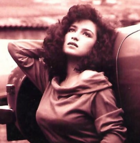 <div>How Tisca Chopra got lucky posing on Jackie Shroff’s car</div>