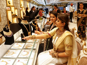 Indian traders hopeful for good business on Akshaya Tritiya: CAIT
