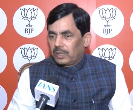 <div>Such comparison is what Pak makes: Shahnawaz Hussain slams Cong leader for calling RSS ‘India’s Hamas’</div>