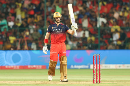 IPL 2025: RCB rope in Seifert for playoffs as Bethell to leave for national duties