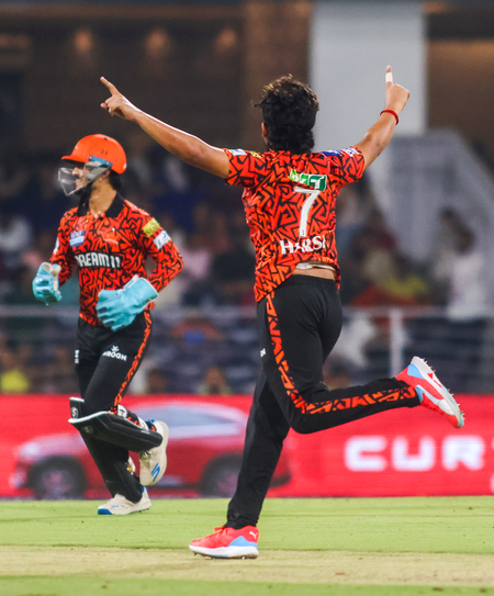 <div>IPL 2025: Harsh Dubey, Ranji season’s most successful bowler, makes impactful debut for SRH</div>