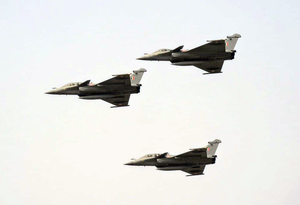 <div>Political class praises Indian military’s action against Pak’s ‘napak’ deeds</div>