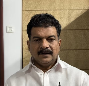 UDF gives green signal to former Left-backed Independent legislator Anvar