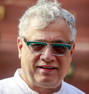 <div>Trinamool team to visit Jammu & Kashmir from tomorrow to review situation</div>