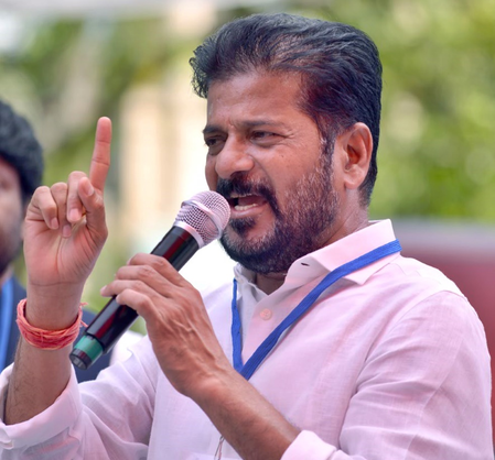 Telangana CM urges RTC employees to withdraw strike call