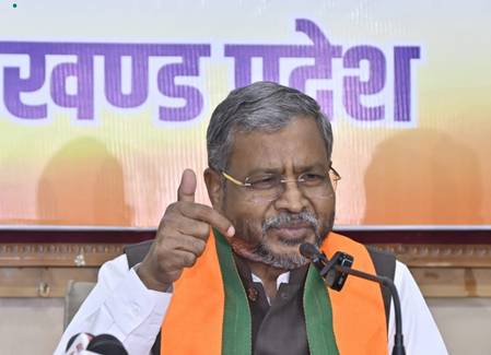 Babulal Marandi accuses Hemant Soren govt of illegally retaining Anurag Gupta as DGP