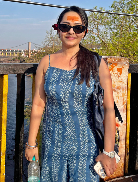 Apoorva Arora wraps up her project in indore, visits Omkareshwar temple