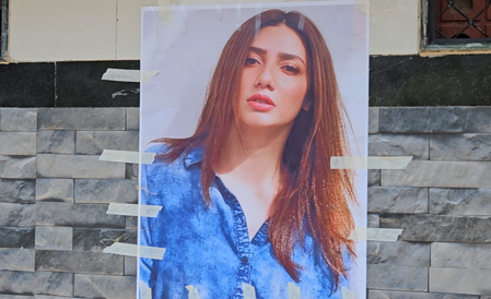 <div>Pakistani actress Mahira Khan’s poster on Mumbai’s public toilet after Pahalgam attack</div>