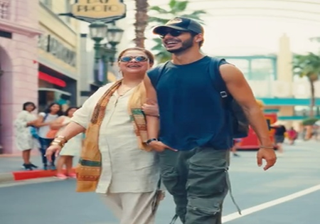 Ishaan Katter explores Singapore with mom Neelima Azeem