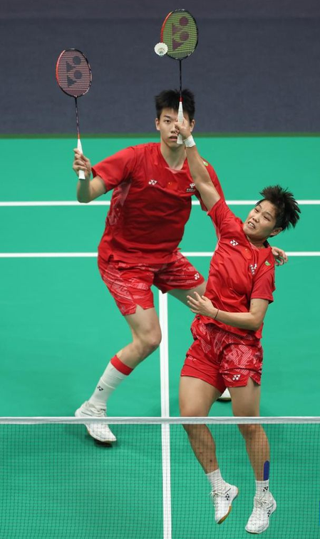 China dominates Japan to reach Sudirman Cup final, eyes historic 14th title