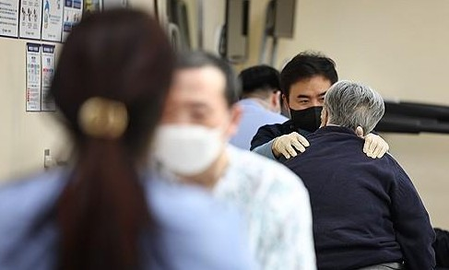 Elderly dementia patients in S. Korea hold assets worth 6.4 pc of GDP: Report