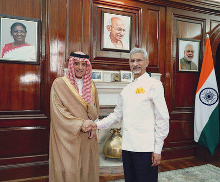 <div>EAM Jaishankar discusses India’s firm stand on countering terrorism with Saudi Arabia Minister</div>